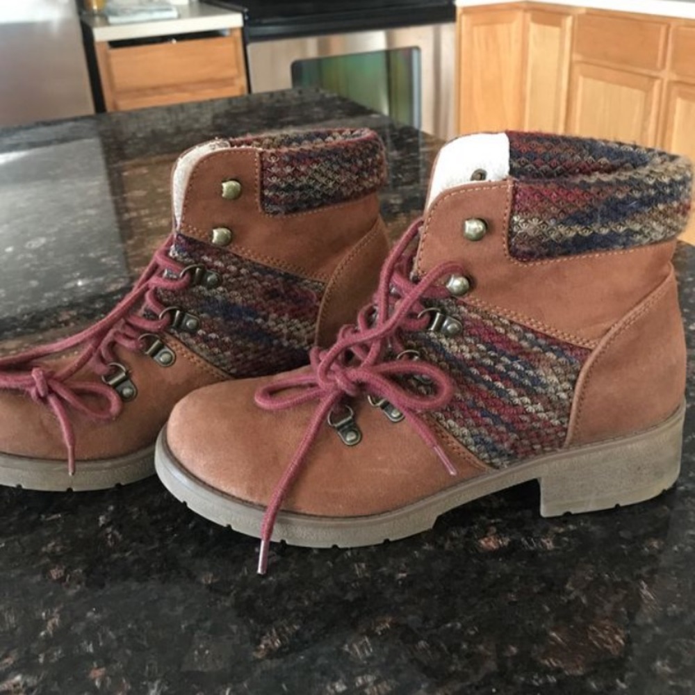Winter stylish boots